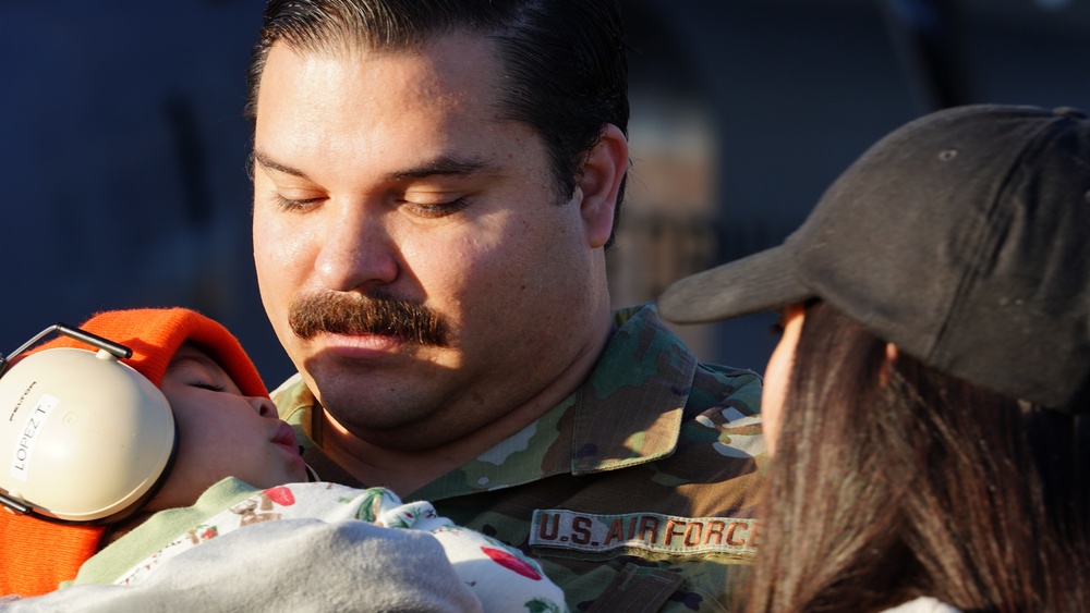 146th Airlift Wing Members Leave for Deployment