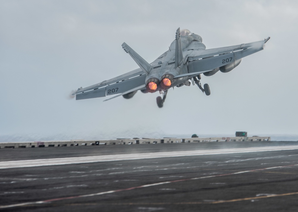 USS Ronald Reagan (CVN 76) conducts flight operations