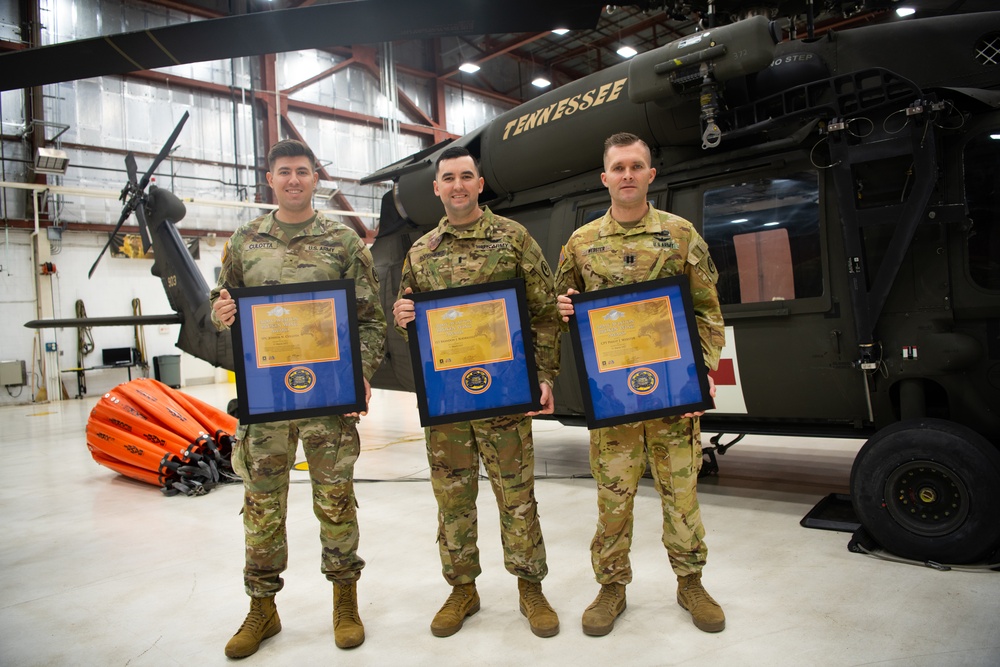 Soldiers Receive Award