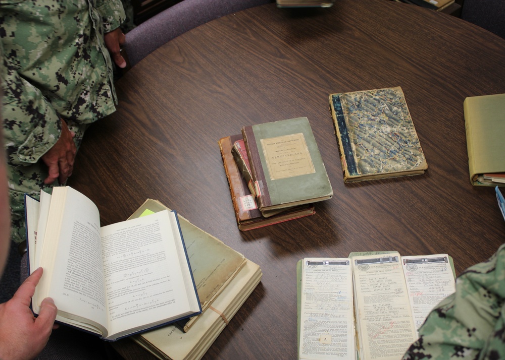 NAVOCEANO Officers Tour Naval Oceanographic Library