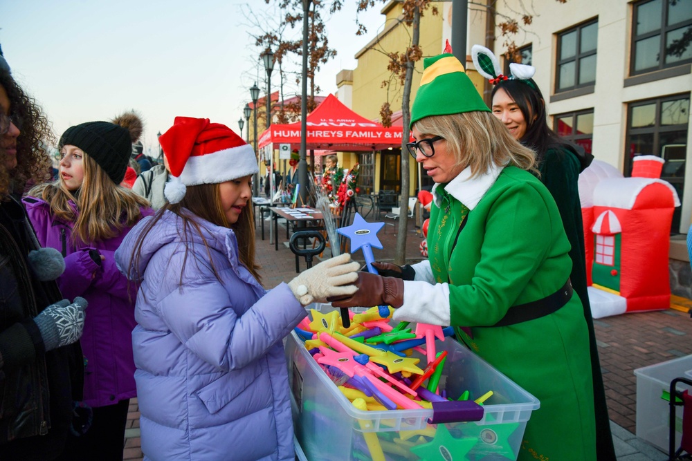 USAG Humphreys Holiday Tree Lighting Ceremony