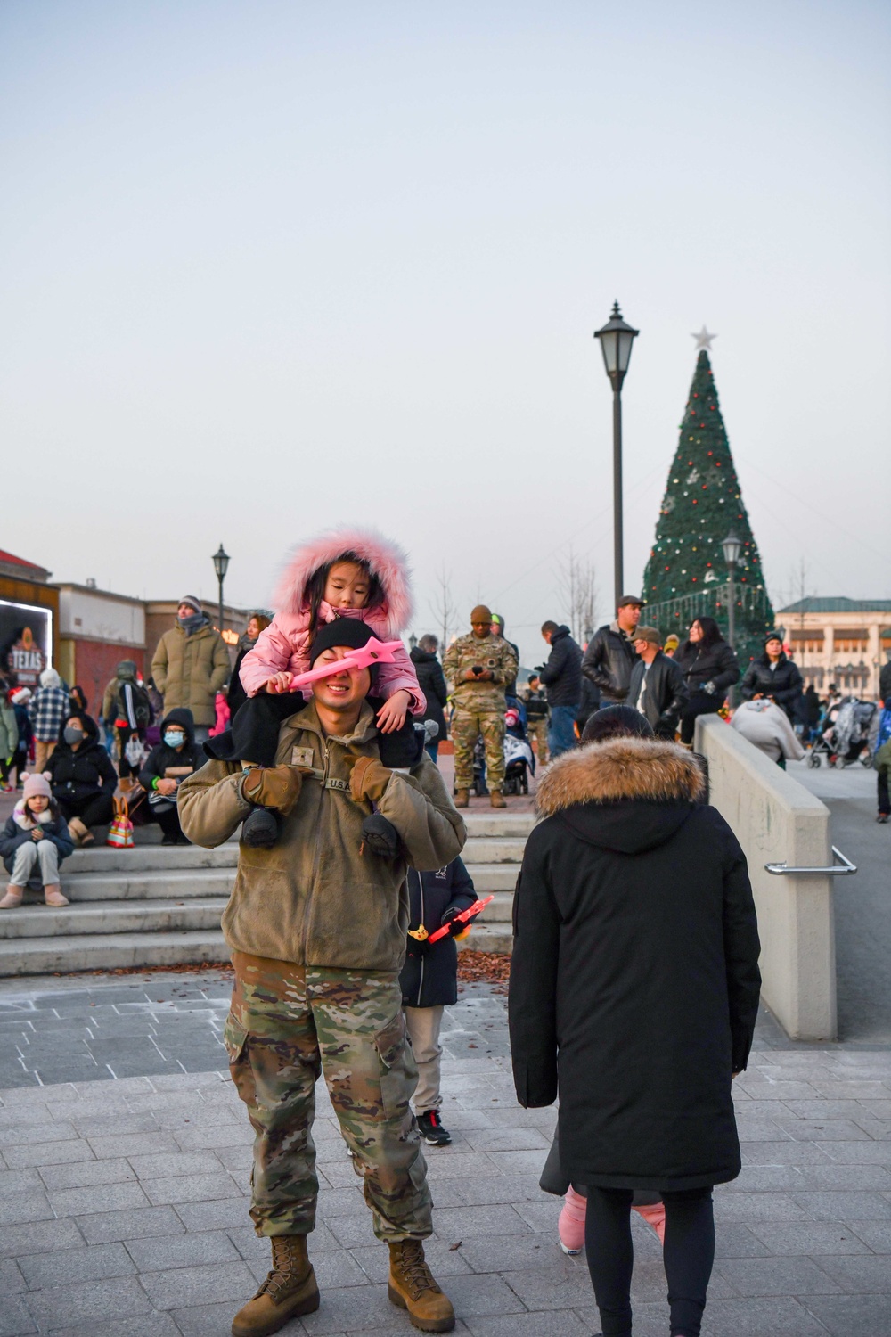 USAG Humphreys Holiday Tree Lighting Ceremony