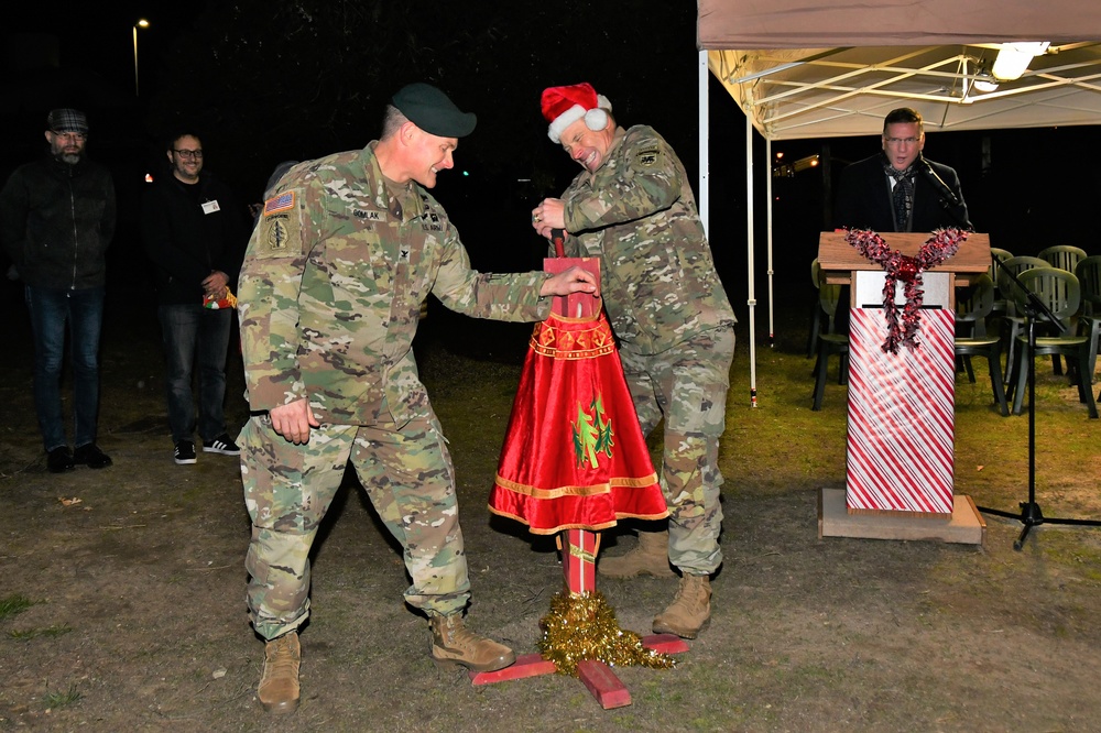 Christmas Tree Lighting Ceremony 2022 – Camp Darby