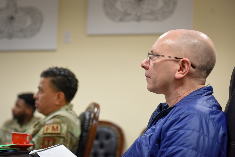 USAFE FM/CC visits 39th ABW