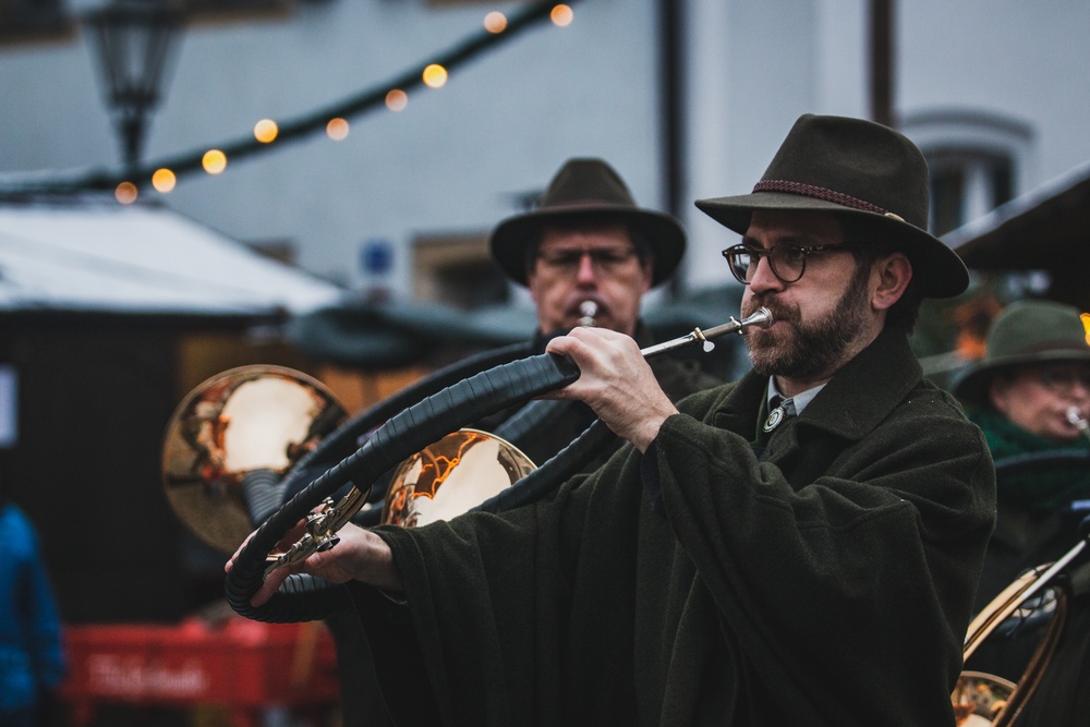 Grafenwoehr Community Holds Christmas Market