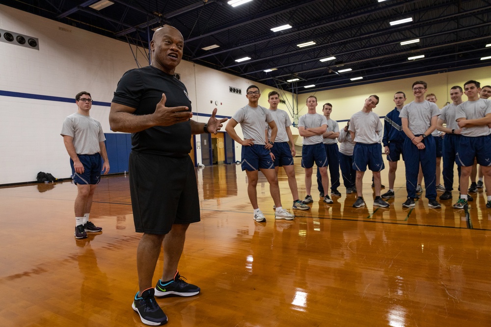 National Guard SEA addresses UK ROTC