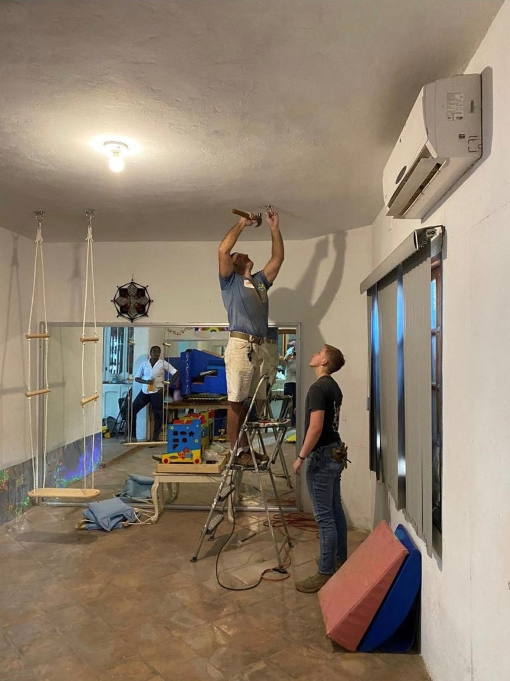 MSGs volunteer at a special needs school in Mexico