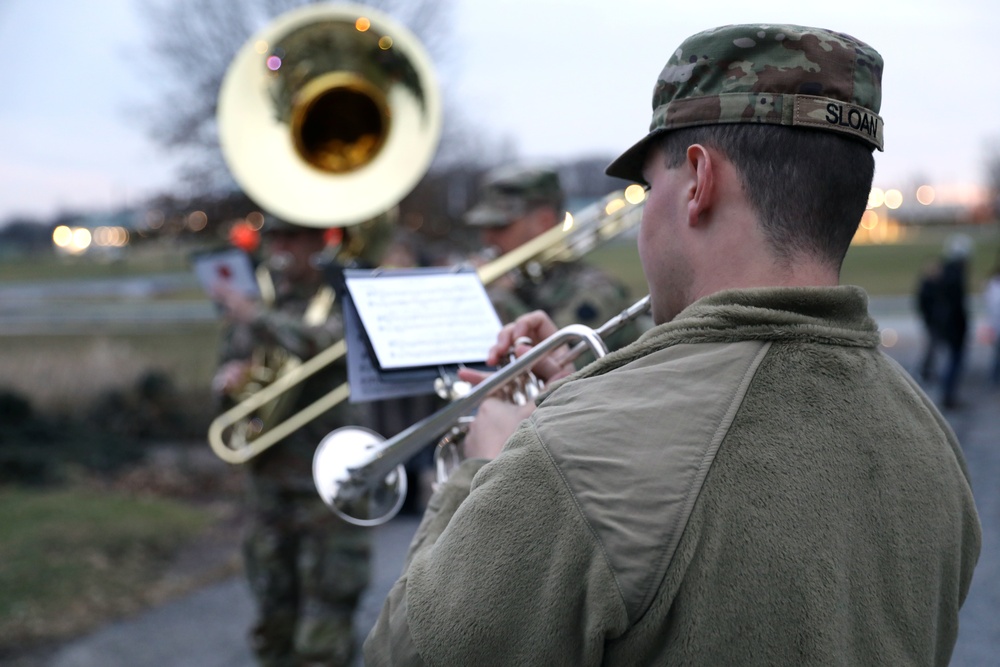 FTIG tree lighting ceremony