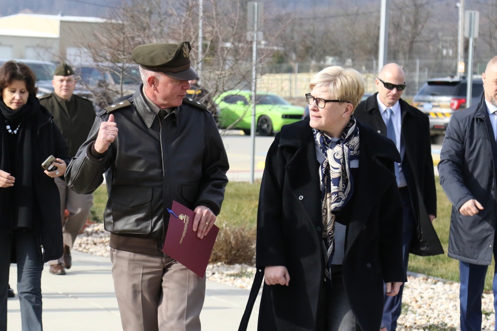 Lithuania Prime Minister visits Fort Indiantown Gap