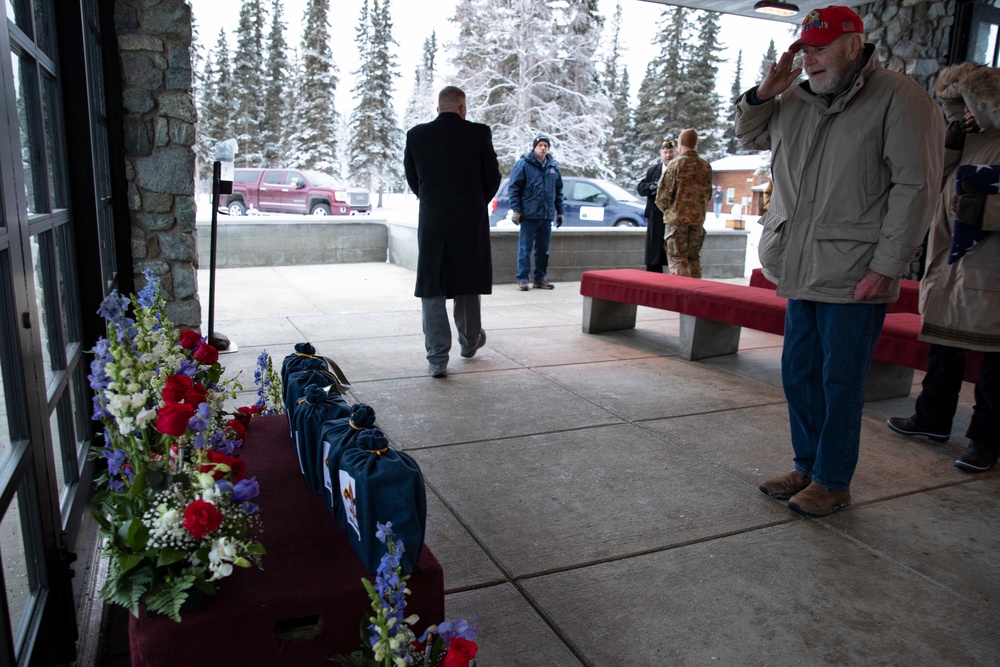 Community pays final respects to unaccompanied veterans