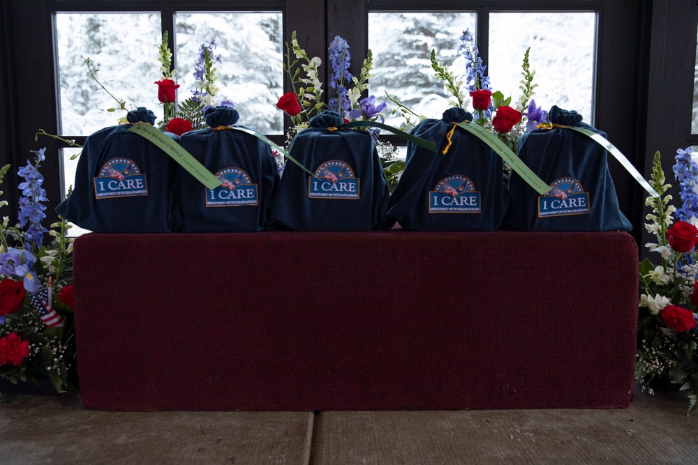 Community pays final respects to unaccompanied veterans