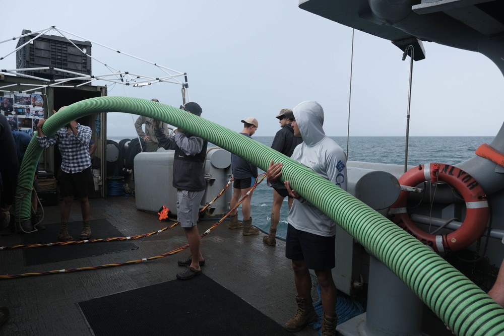 DPAA and MDSU Company 1-6 Conduct Dive Operations near Solomon Islands