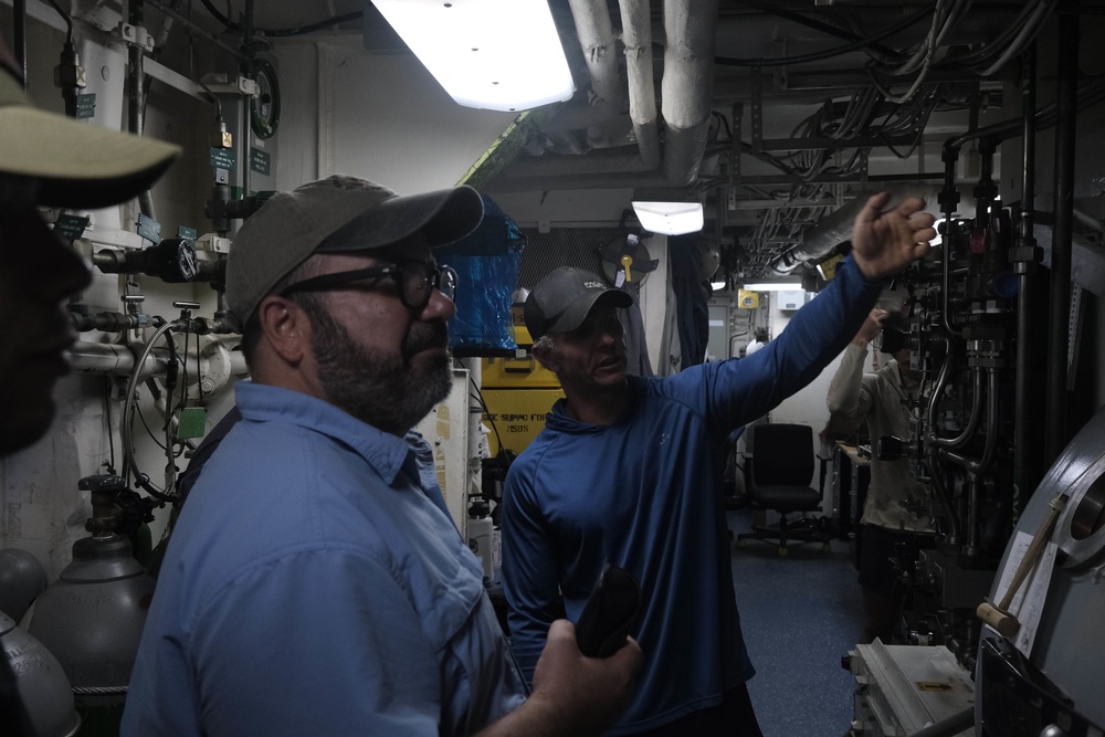 DPAA and MDSU Company 1-6 Conduct Dive Operations near Solomon Islands