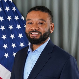 NAVFAC Washington Engineer Selected Modern Day Technology Leader