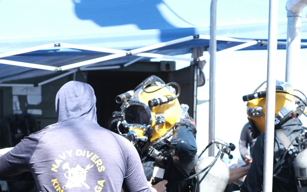 DPAA and MDSU Company 1-6 Conduct Dive Operations near Solomon Islands