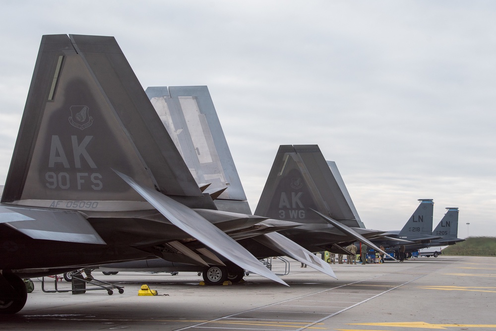 F-15 Strike Eagle Arrivals