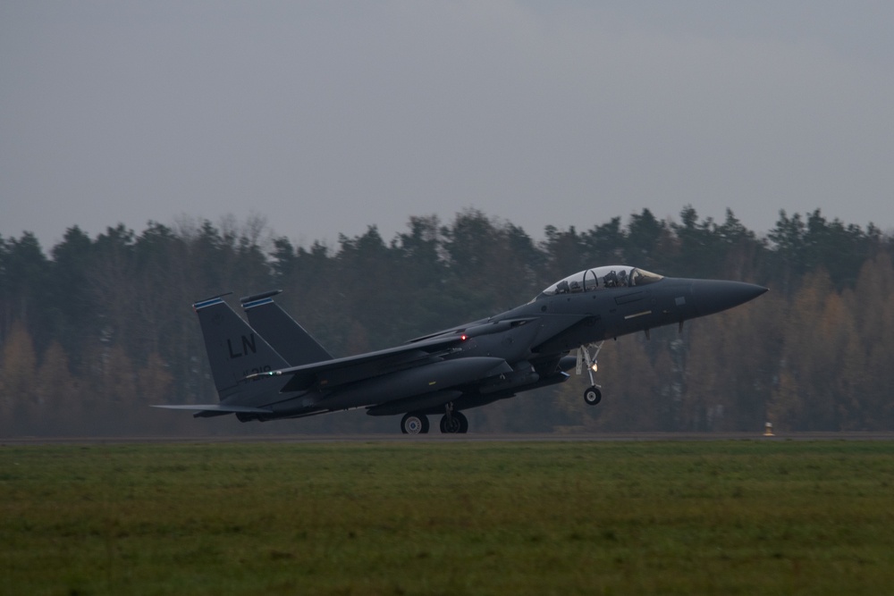 F-15 Strike Eagle Arrivals