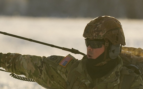 Alaska Army Guard Aviation unit supports UAA ROTC field training exercise