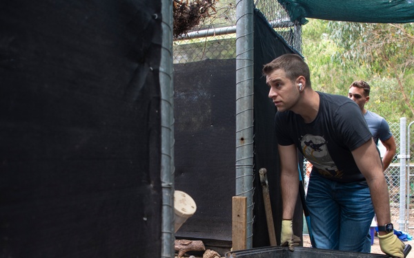 Sailors from the USS Mississippi (SSN 782) Volunteer in Australia