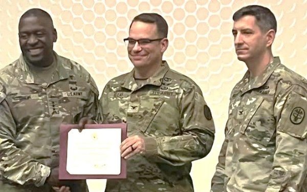 Seery recognized by U.S. Army Surgeon General for Military Leadership and Academic Excellence