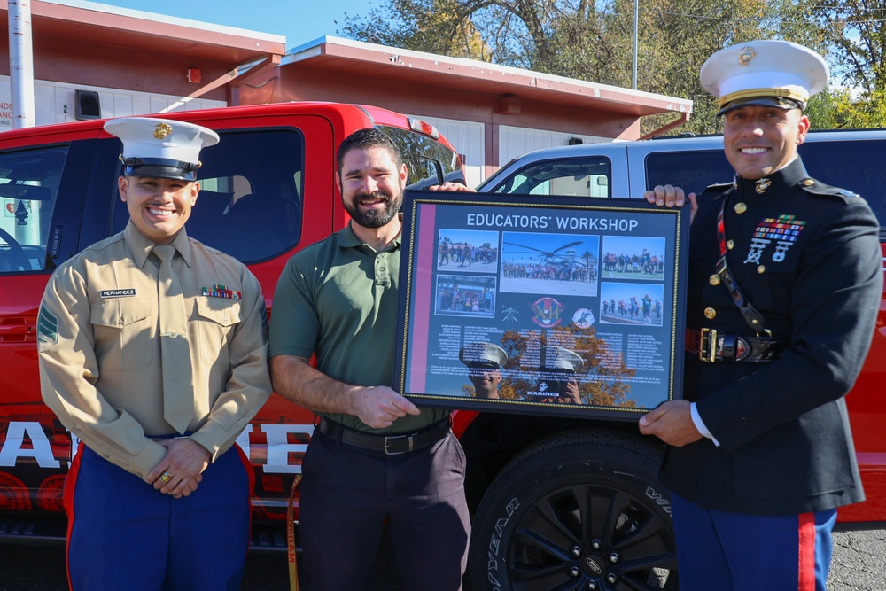 Sacramento Marines Recognize Educators for Attending Educators’ Workshop