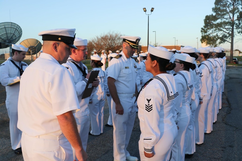 Fleet Weather Center Norfolk Holds Uniform Inspection