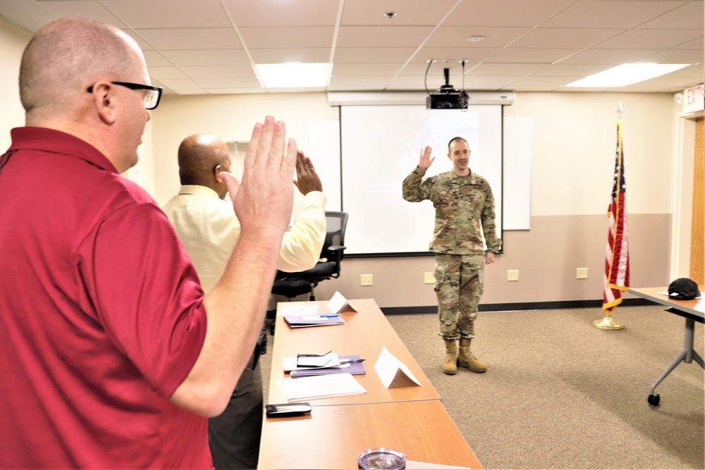 Garrison commander supports new team member onboarding process at Fort McCoy DHR