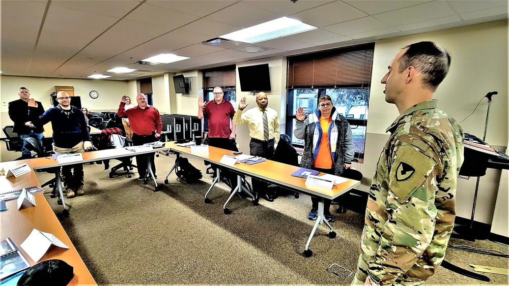 Garrison commander supports new team member onboarding process at Fort McCoy DHR