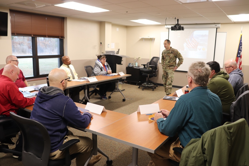 Garrison commander supports new team member onboarding process at Fort McCoy DHR