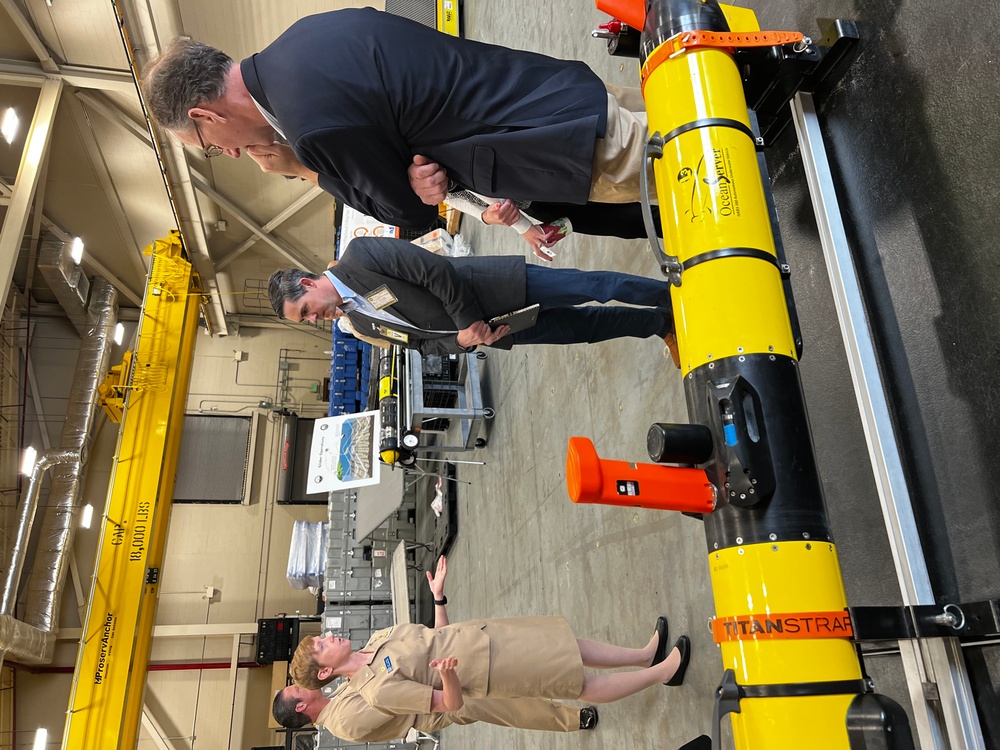 U.S. Congressional Staff Visit Naval Oceanography