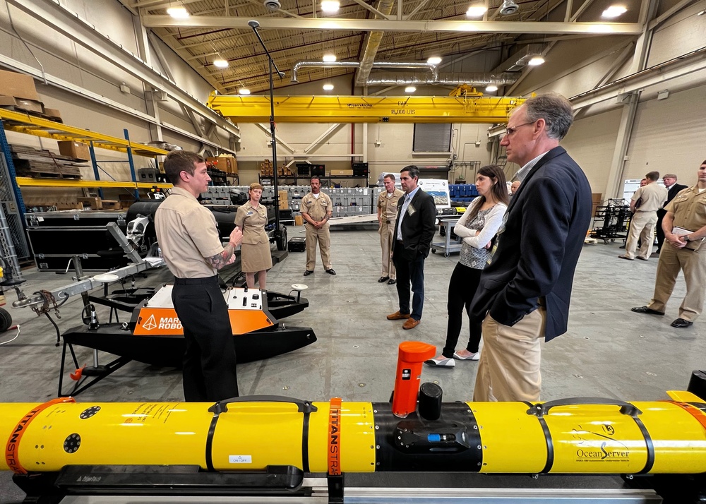 U.S. Congressional Staff Visit Naval Oceanography