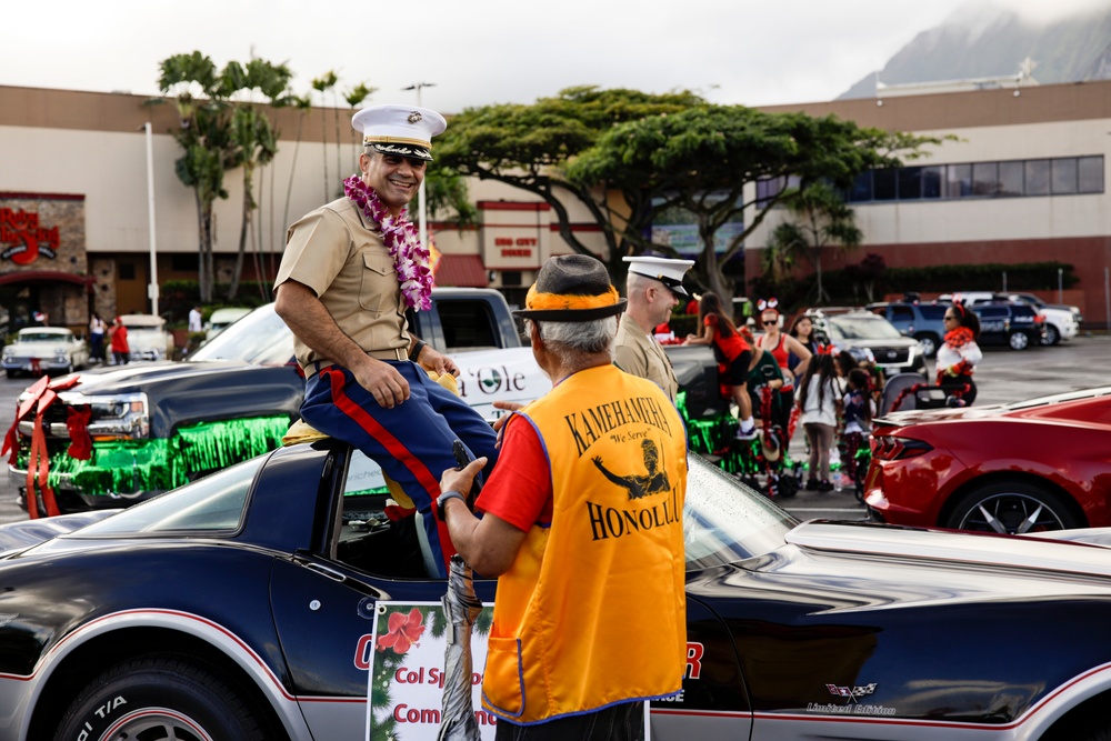 DVIDS Images Kaneohe Holiday Parade [Image 1 of 18]