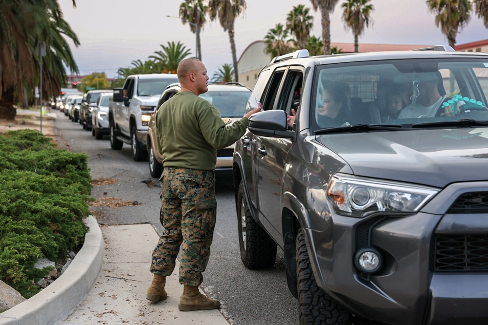 Marine Corps Community Services Camp Pendleton hosts Winter Fest Express