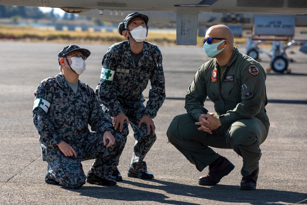 Keen Sword 2023: JASDF See the Hornet Up Close