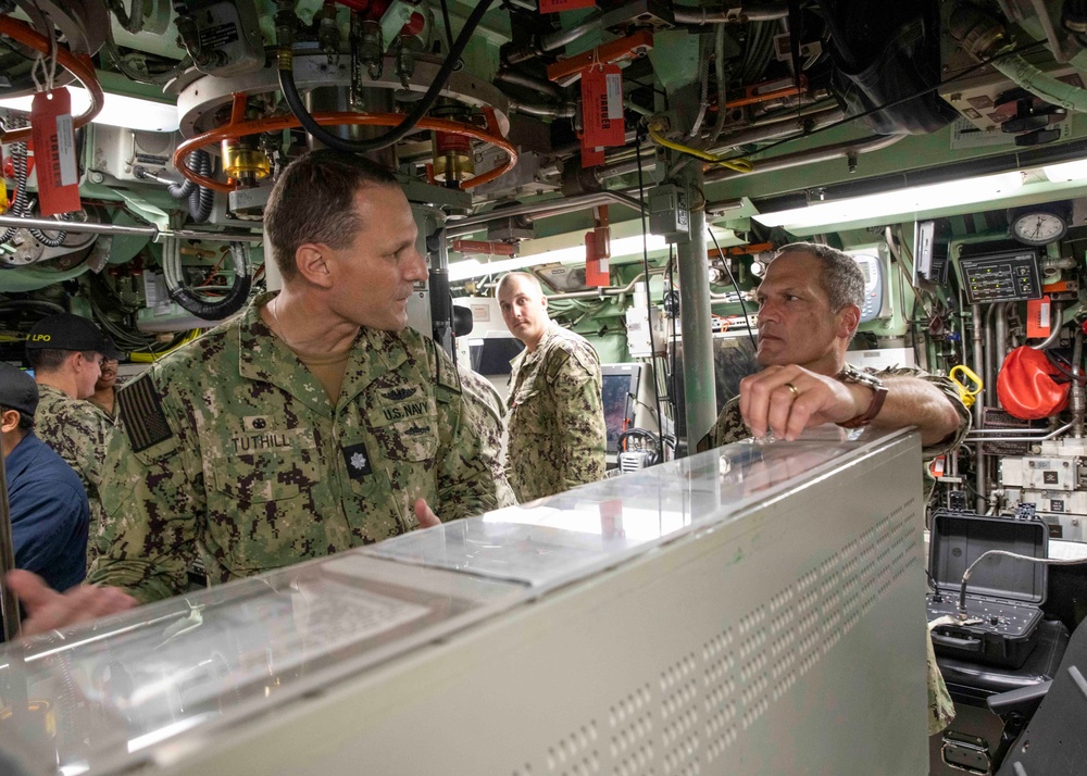 RADM Jablon, Commander, Submarine Forces, U.S. Pacific Fleet Makes Routine Visit to Guam Units