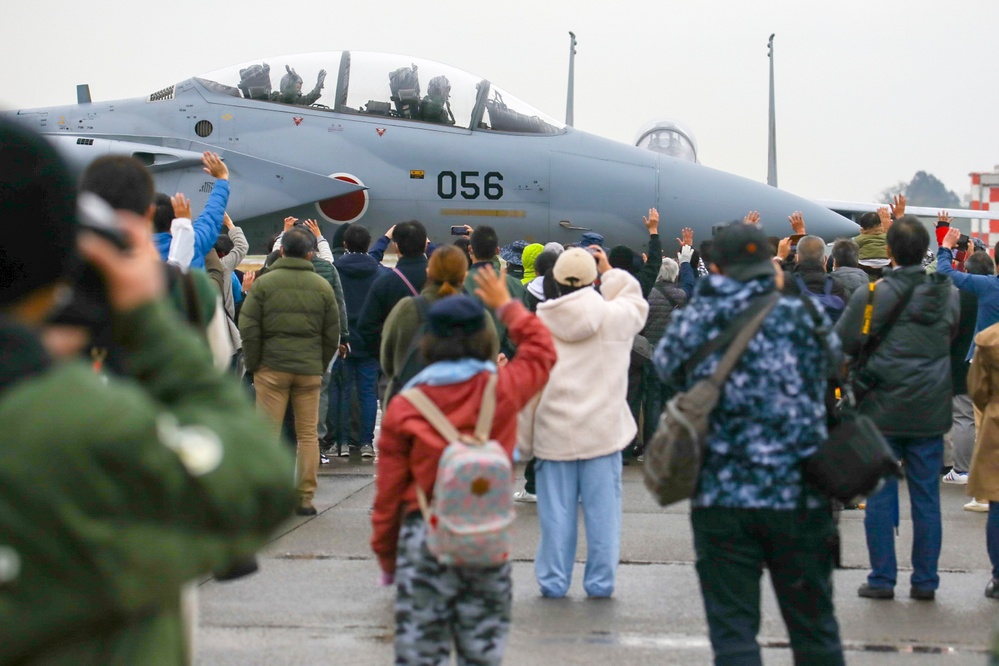 VMFA-312 participate in Nyutabaru Air Show