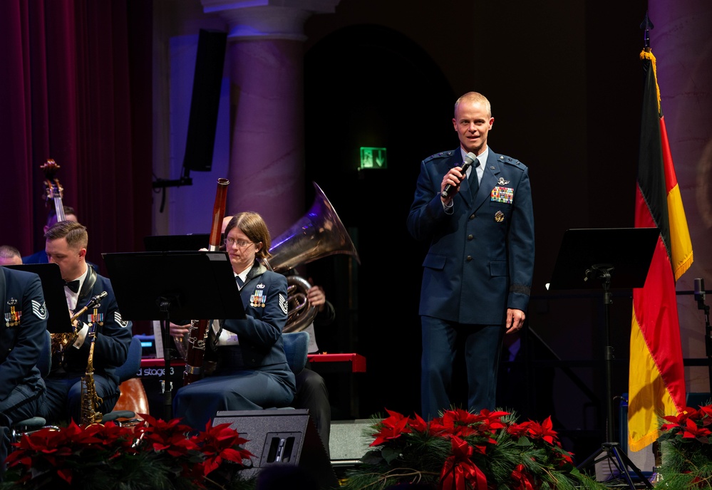 KMC expresses appreciation for host nation hospitality through holiday concert