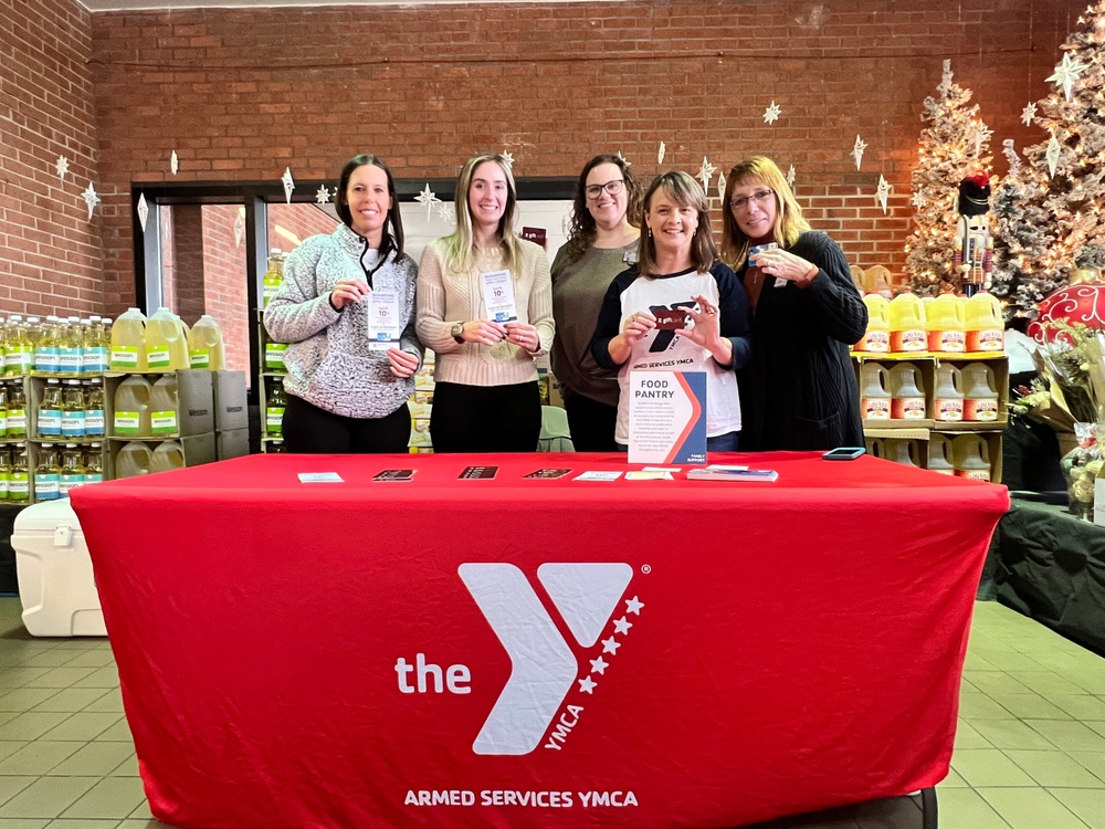 A community of giving helps brighten the holidays