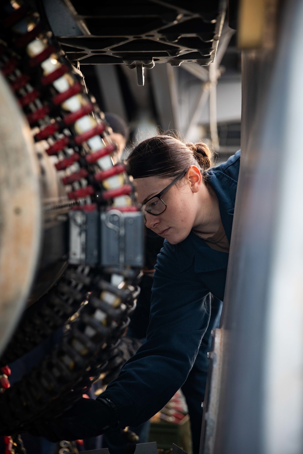 USS BATAAN SAILORS LOAD CIWS