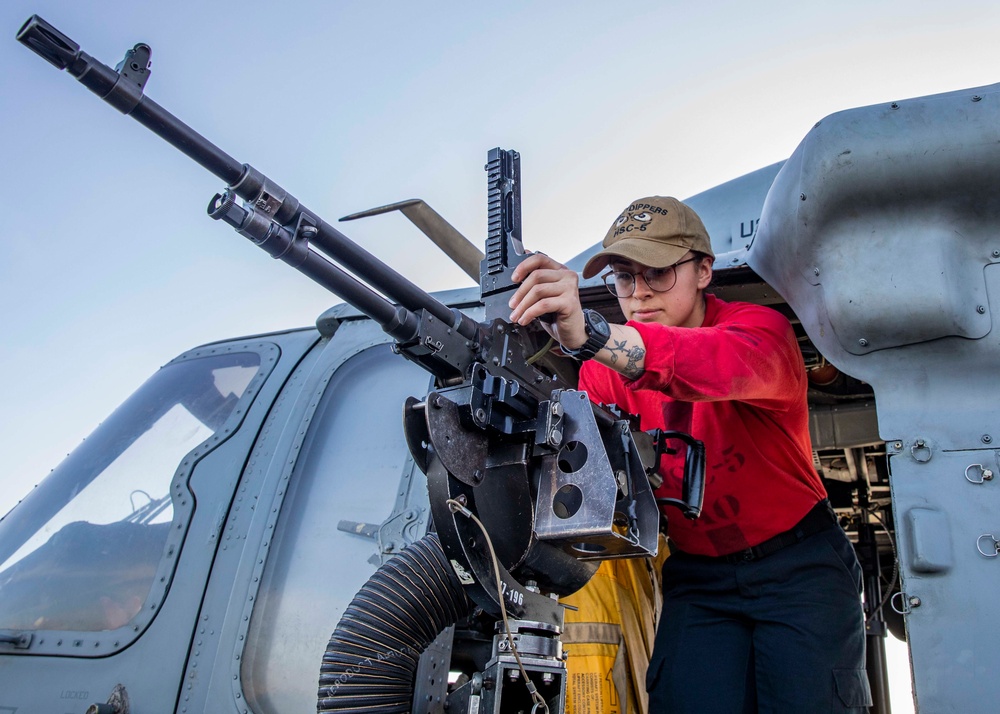 USS George H.W. Bush (CVN 77) Departs Naples, Italy