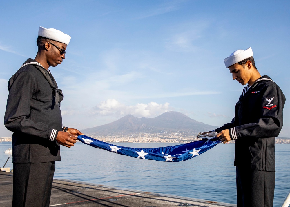 USS George H.W. Bush (CVN 77) Departs Naples, Italy