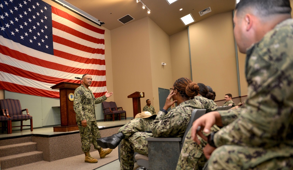 Fleet Master Chief visits Southeast Region