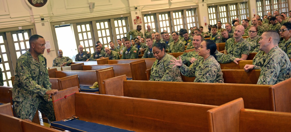 Fleet Master Chief visits Southeast Region