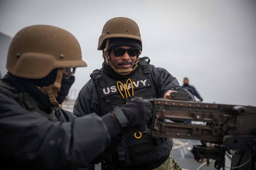 USS Paul Ignatius (DDG 117) Conducts Weapons Shoot
