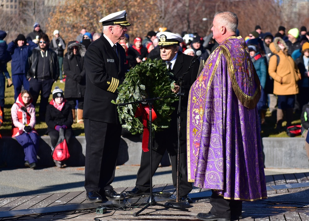 CGC Mackinaw, Chicago's Christmas Ship, sails into Chicago, delivers 1,200 trees