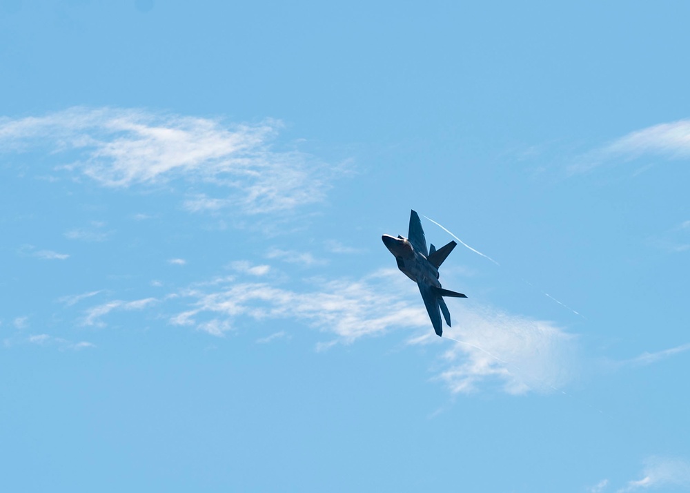 DVIDS - Images - F-22 Raptor Demonstration Team [Image 6 Of 7]