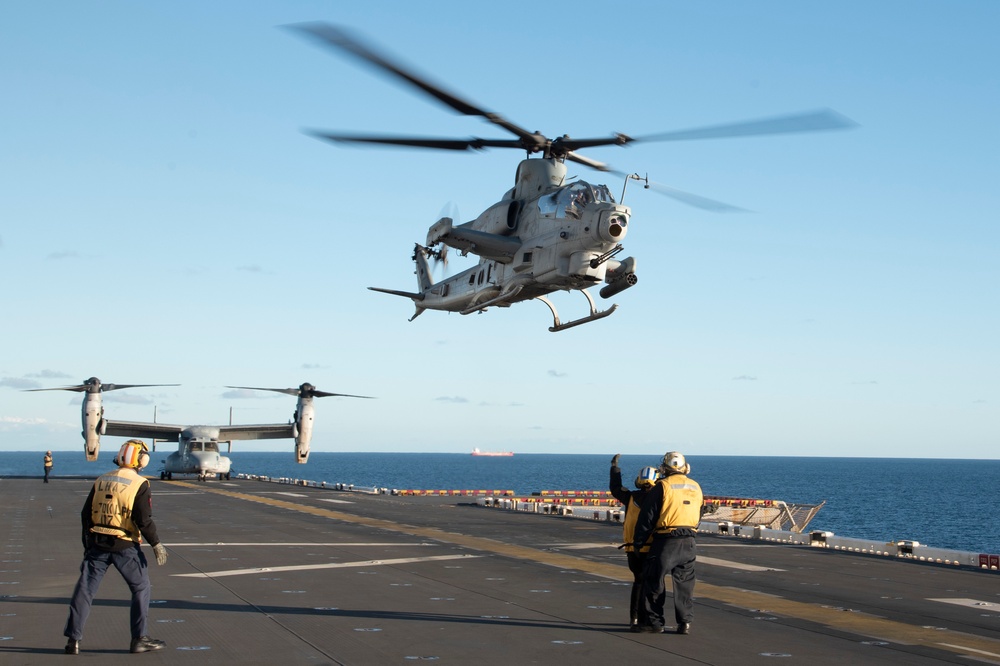 USS Tripoli, HMLA 369,  and VMM 364 Conduct Flight Operations