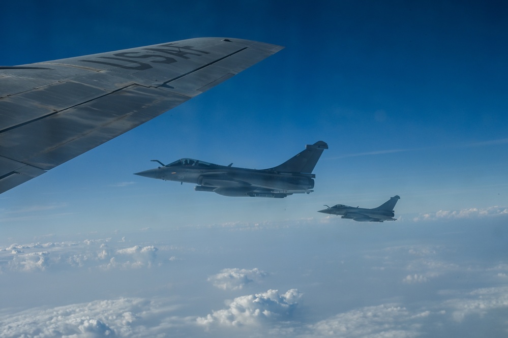 French, U.S. aircraft partner in CENTCOM AOR