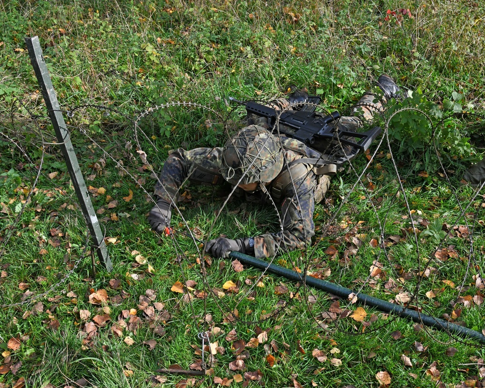 German elite troop trains Urban Warfare