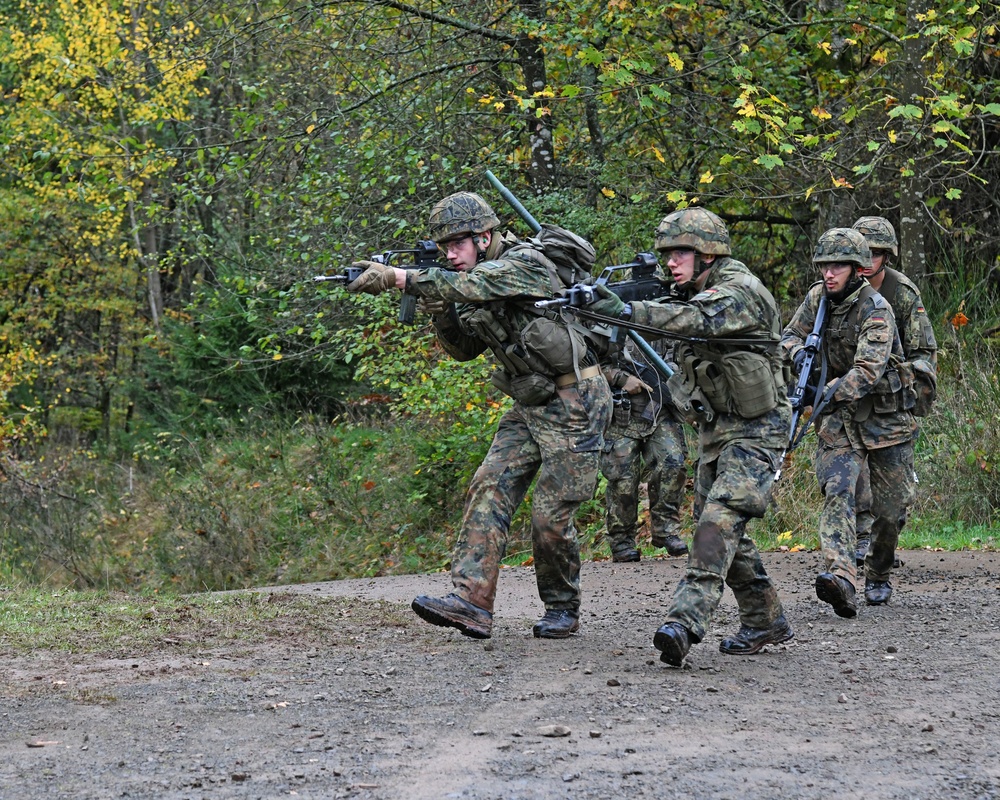 German elite troop trains Urban Warfare